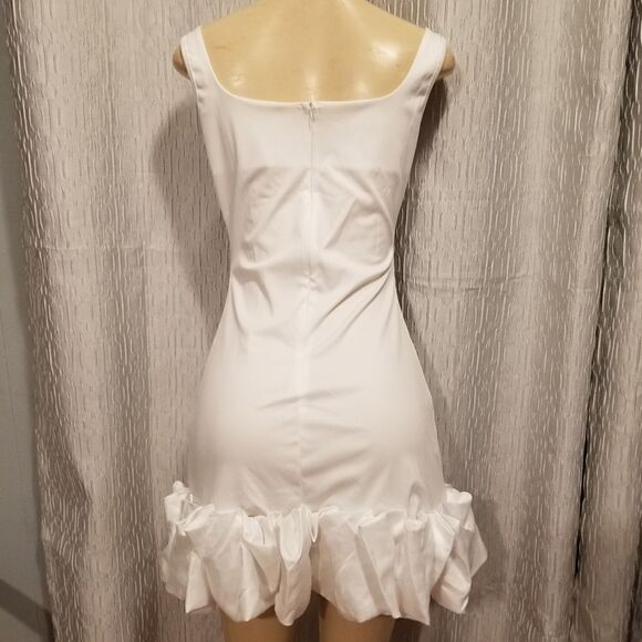 White Ruffle Hem Dress small nwot B-2 - Picture 5 of 16